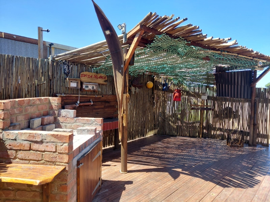 3 Bedroom Property for Sale in Stilbaai Wes Western Cape